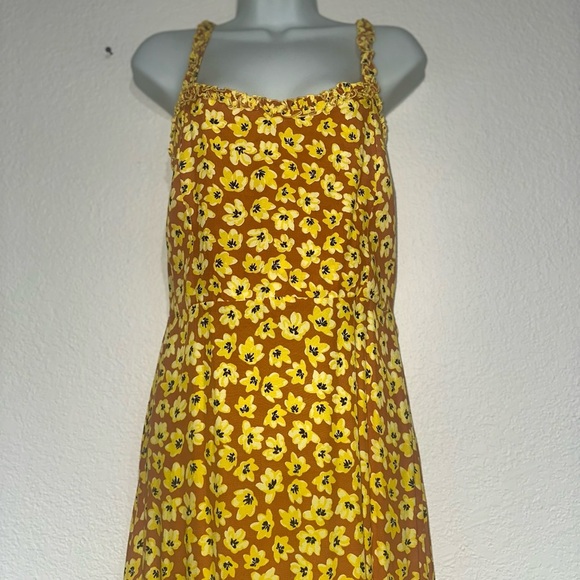 FAITHFULL THE BRAND | Noemie Dress in Saffron Thelma Floral size 8/L - Picture 6 of 7